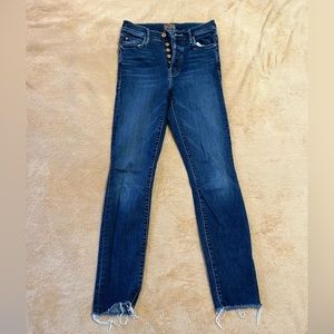 Mother Jeans: The Stunner Ankle Fray